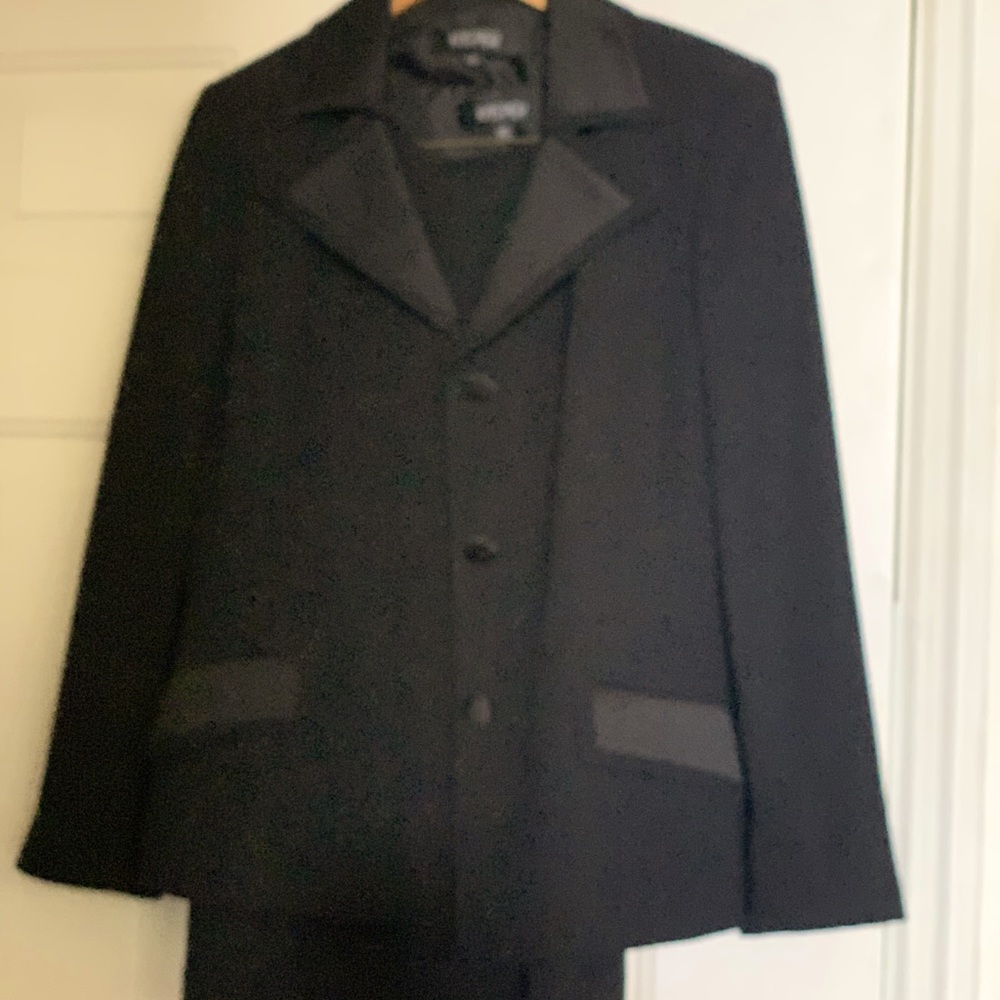 Kasper 3 pc Tuxedo suit